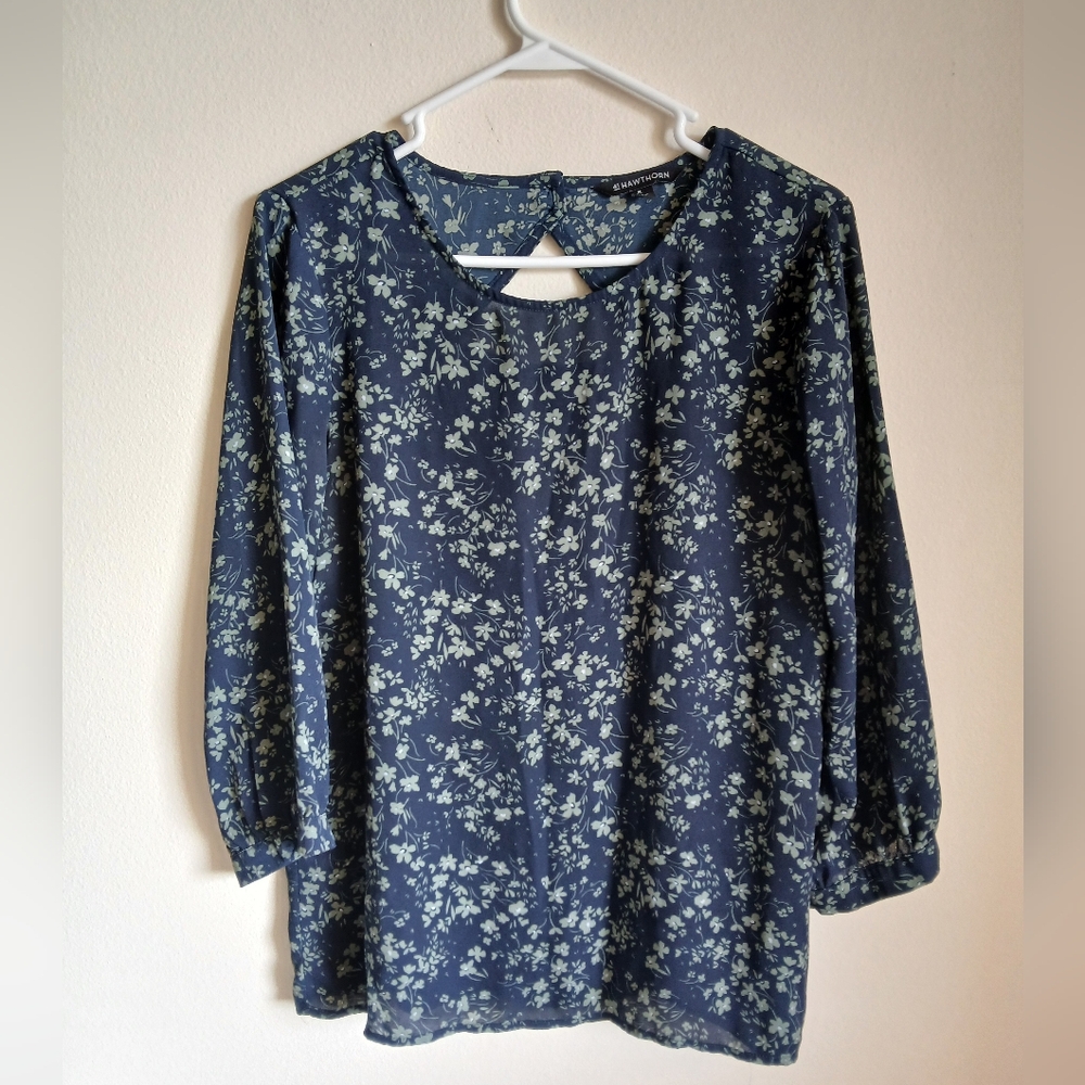 41 Hawthorn Floral Top Size Medium